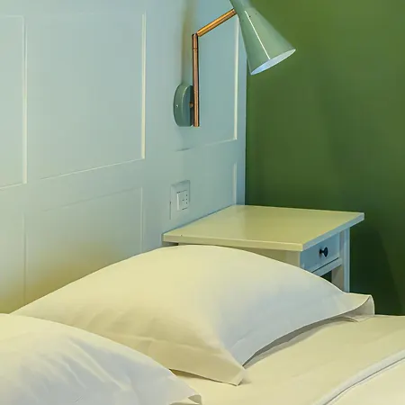 Le Farnete Bed and Breakfast 3*