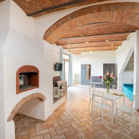 Le Farnete Bed and Breakfast 3*