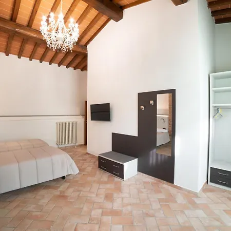 Le Farnete 3* Comeana