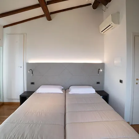 Le Farnete 3* Comeana